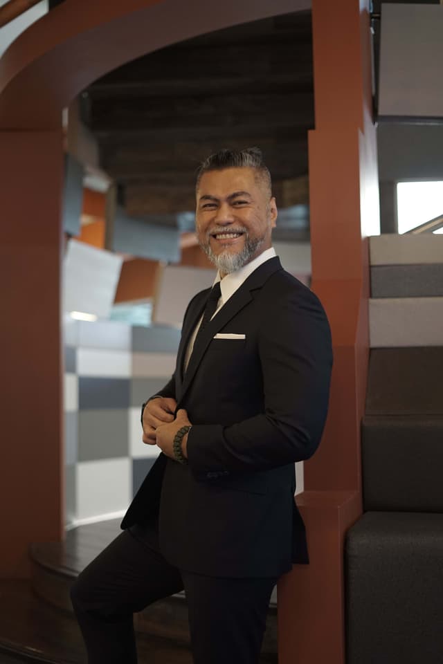 Norman Sasono
