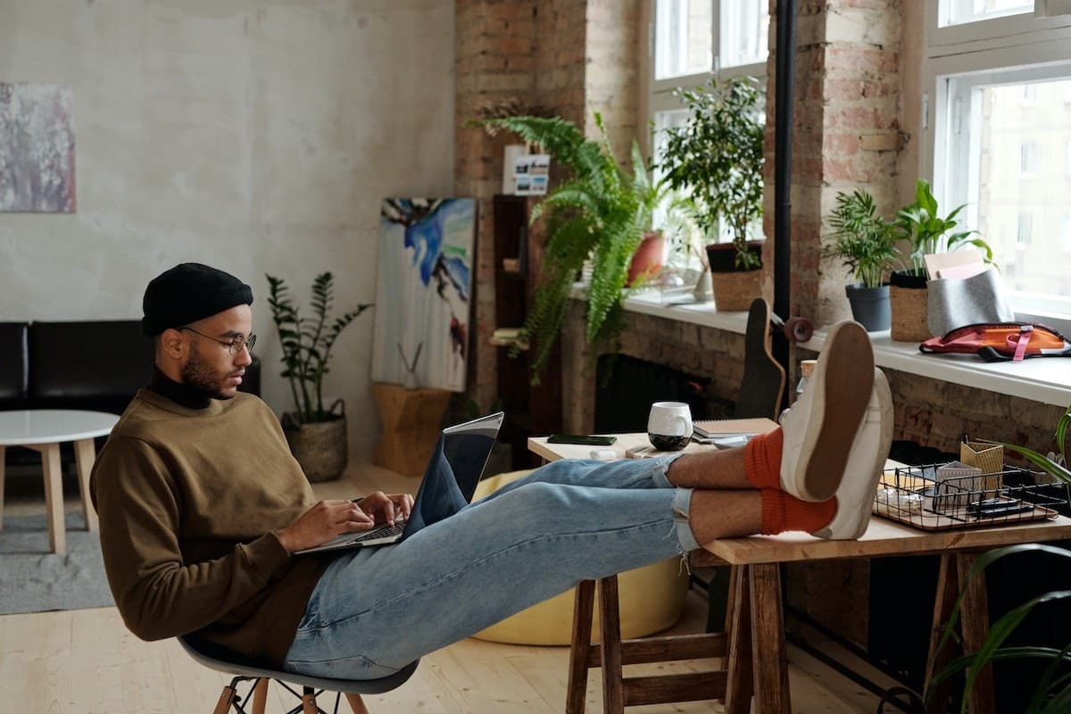 Challenges to target millenials and gen z